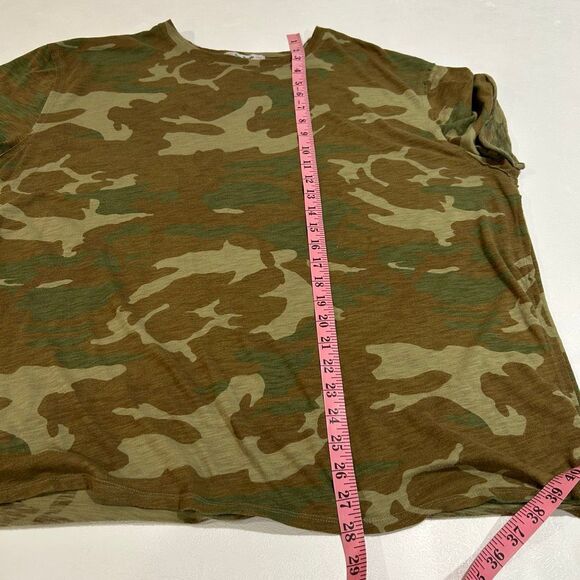 Free People Camo Print Relaxed Tee Size Large - Picture 4 of 5